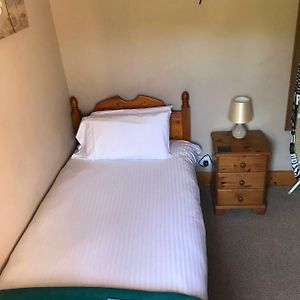 Single Room Private Bathroom